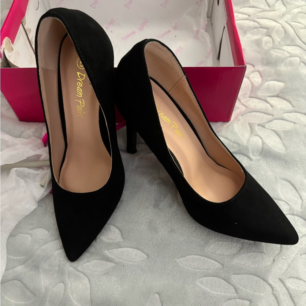 Dream Pairs Women's Black Pumps